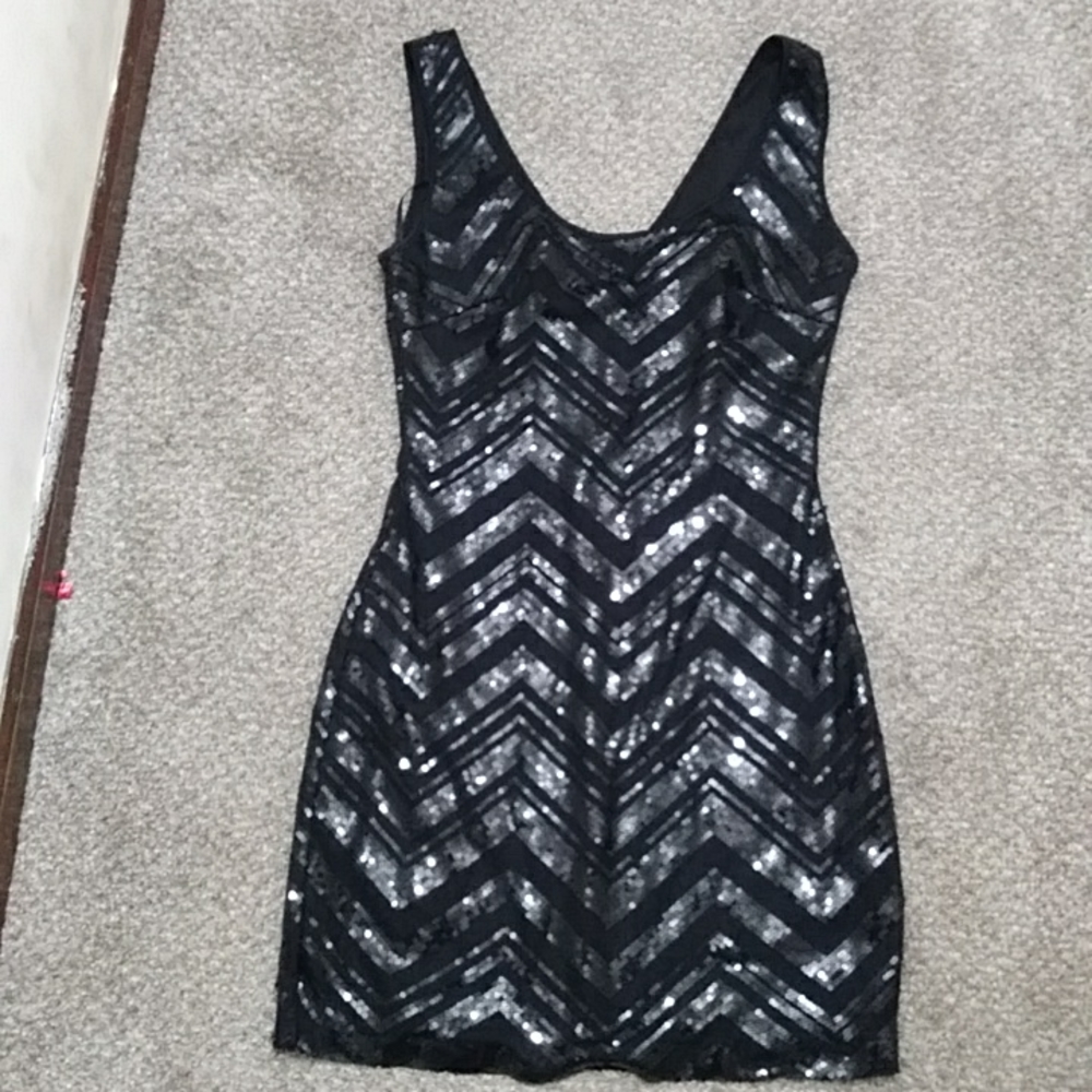 Guess dress